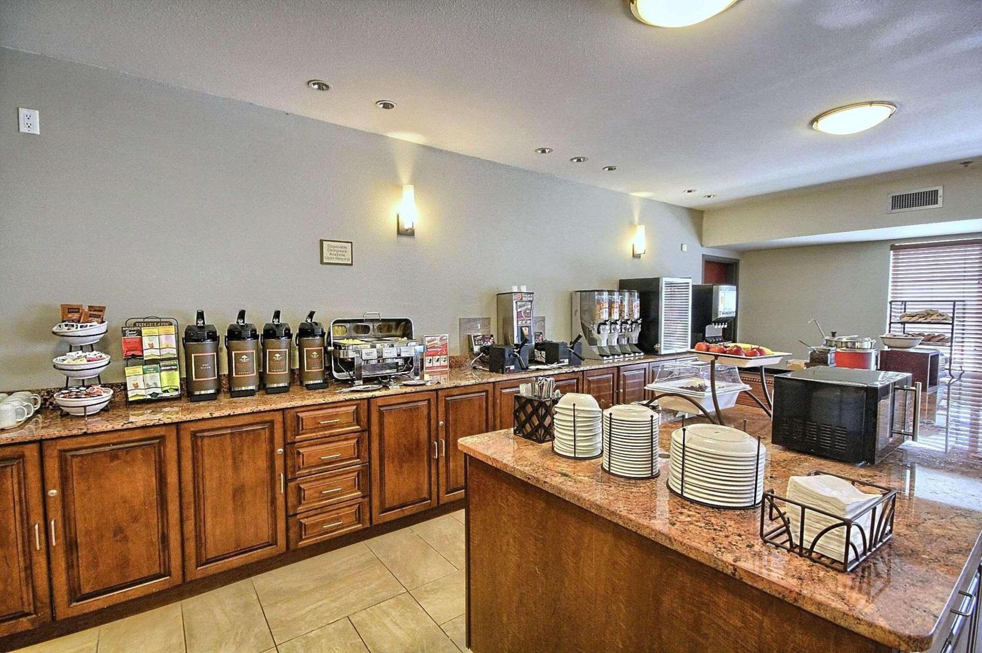 Country Inn & Suites By Radisson, Dearborn, Mi Buitenkant foto